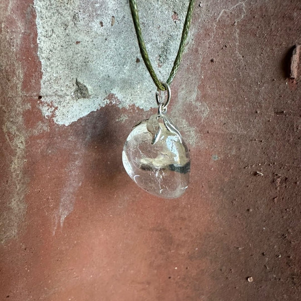 Hanger 'Snowflake Quartz' | Toemba