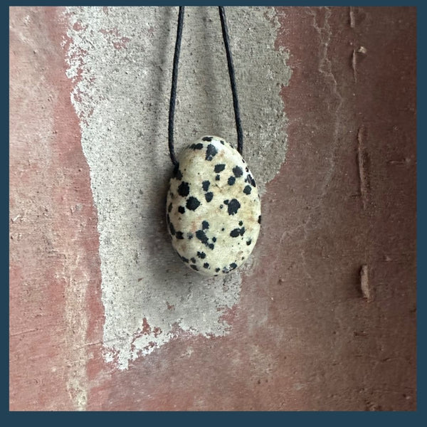 Hanger 'Dotty stone' | Toemba