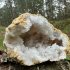 Bergkristal Geode om zelf te kraken. - Knoepert | 12-14 cm